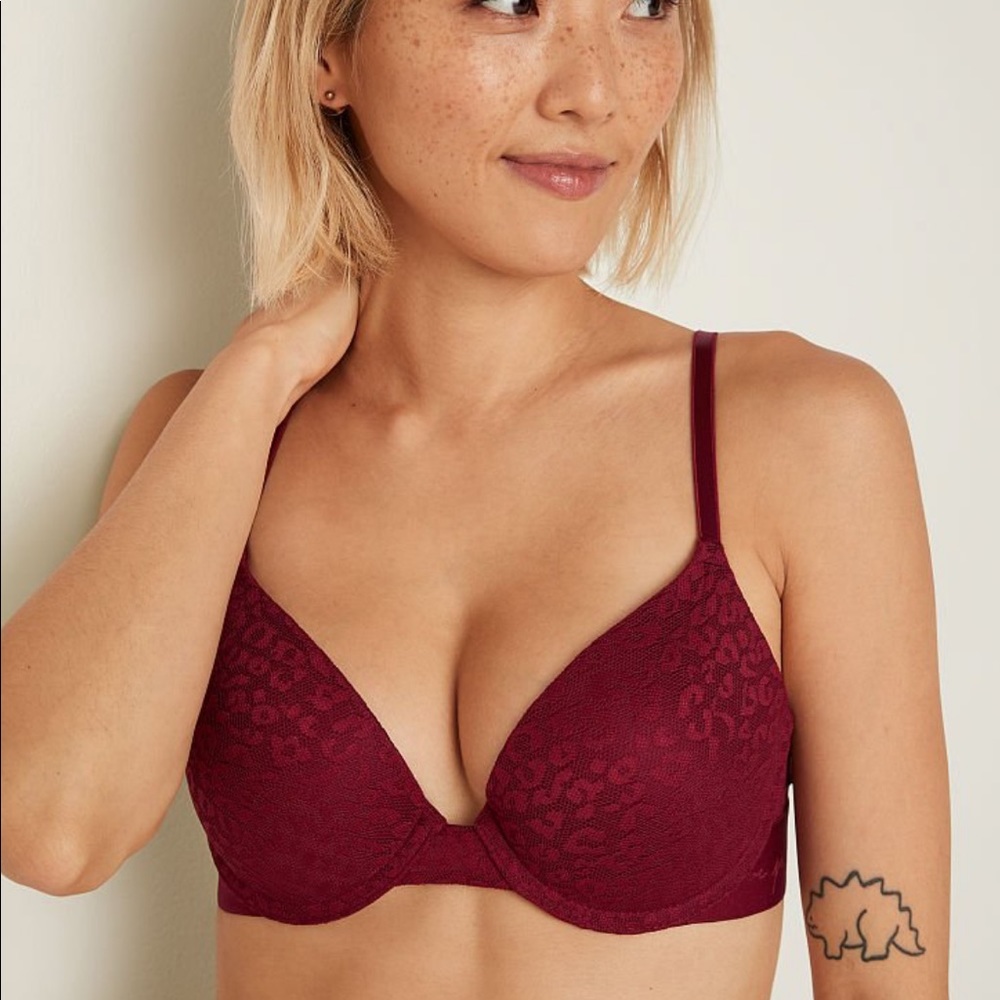 Victoria’s Secret PINK push up bra